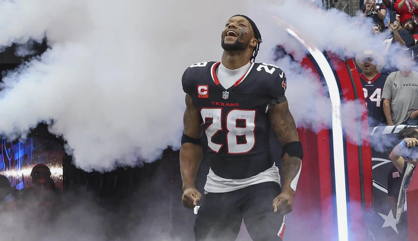 Texans Likely to Cut or Trade Mixon, Saving $8M in Cap Space