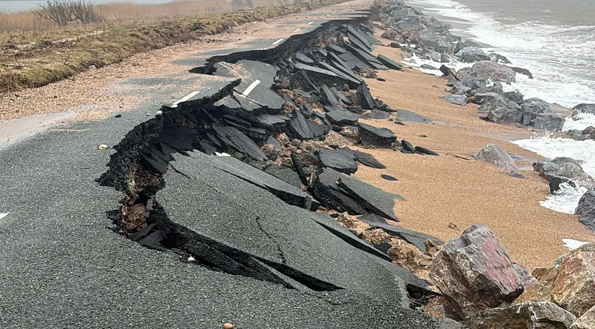 Storm Imogen Washes Away 200m of A379 Road Near Torcross, Stranding Devon Villagers