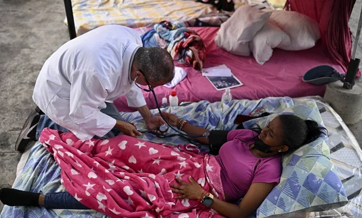 Venezuelan relatives enter fifth day of hunger strike for prisoner amnesty