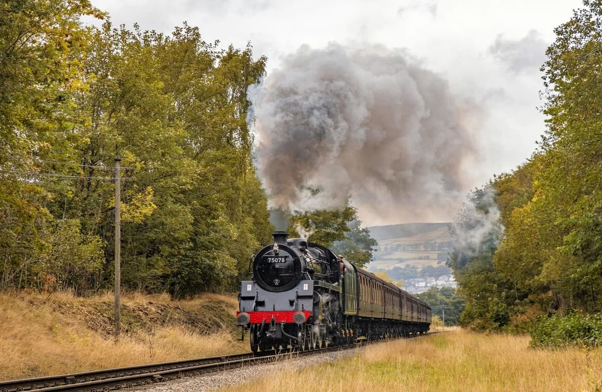 Keighley & Worth Valley Railway Offers Steam Train Afternoon Tea