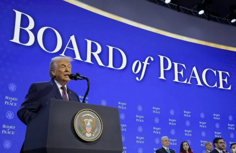 Trump Slams UK Chagos Deal as 'Big Mistake' After State Dept Backing