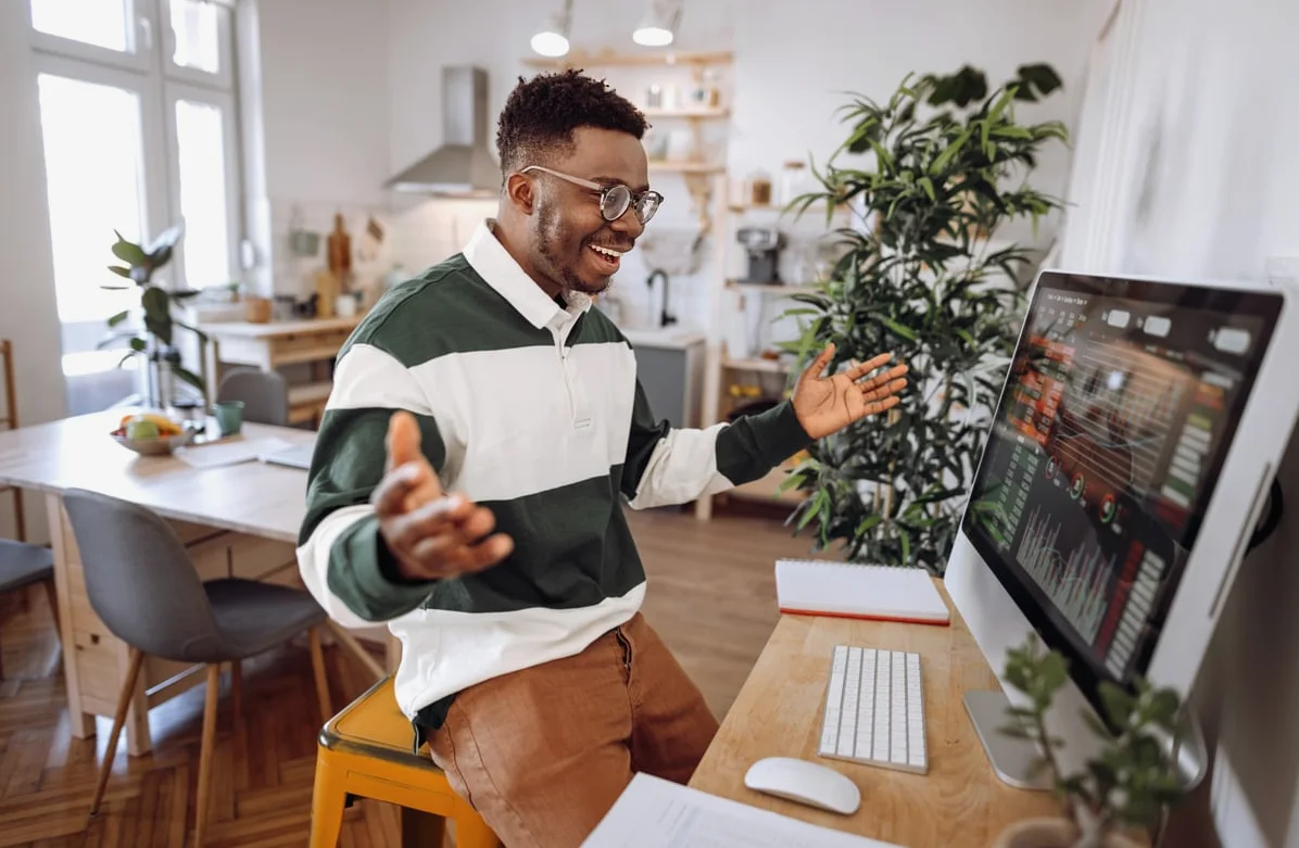 Palantir Stock Jumps 4.6% on Mizuho Upgrade to Buy