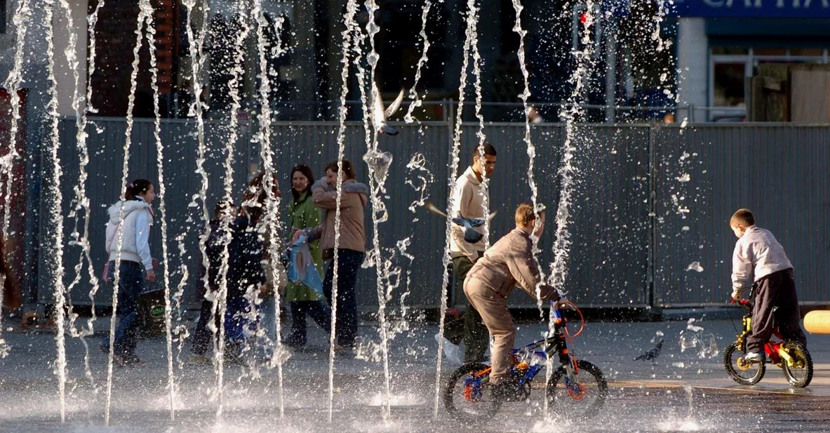 ウィリアムソン広場の噴水、復活検討へ　リバプール市が調査