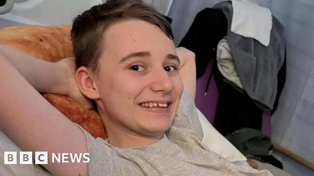 Bromsgrove Teen Leo Receives Stem Cell Transplant for Leukaemia