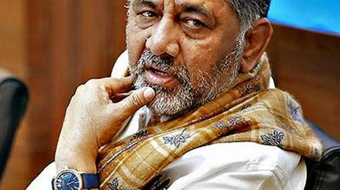 Shivakumar bittet Unterstützer, über Führung zu schweigen