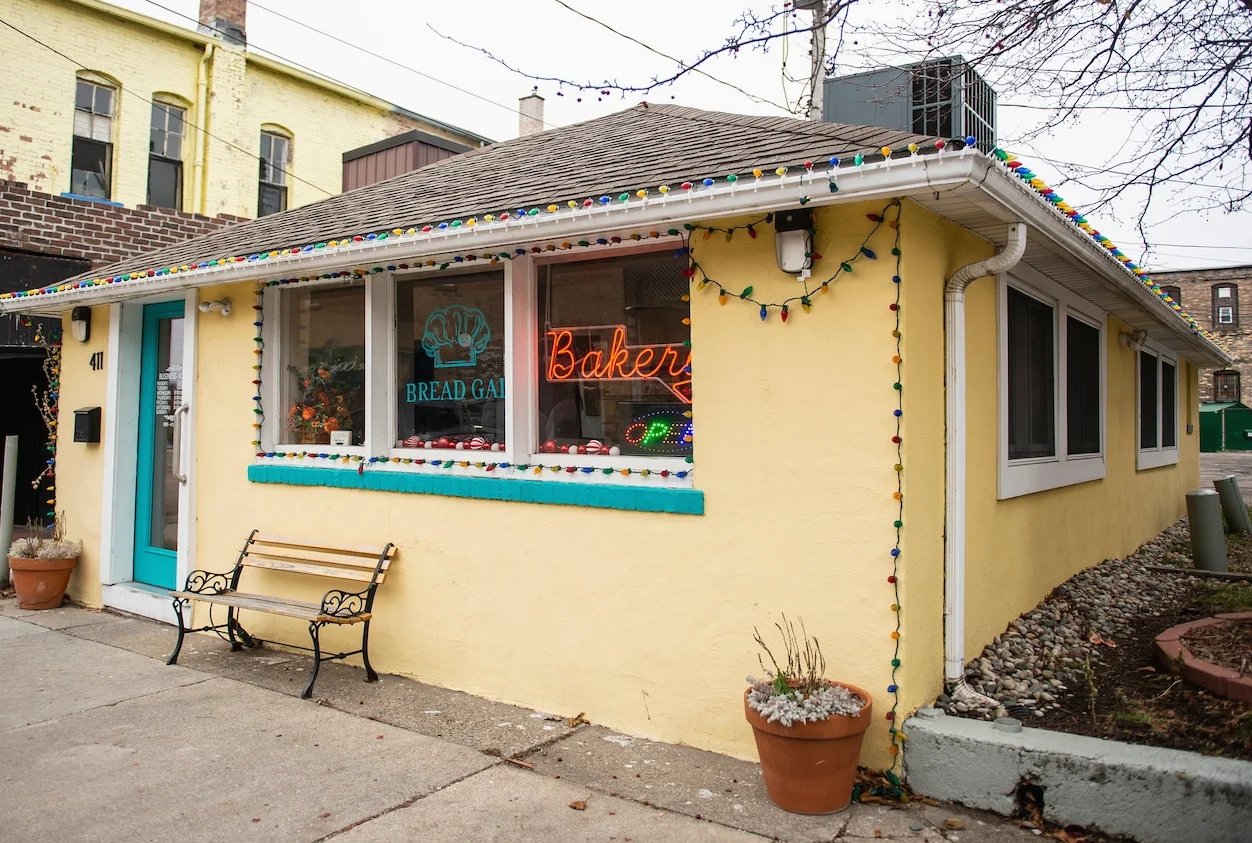 Saginaw Jury Acquits Woman in Friend's Death Amid Local Crime Wave