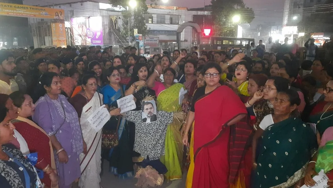 Tripura Mahila Morcha Burns Rahul Gandhi Effigy Over Congress AI Summit Protest