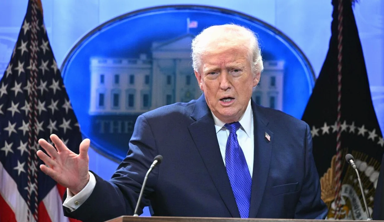 Trump erhöht globale Zölle auf 15%