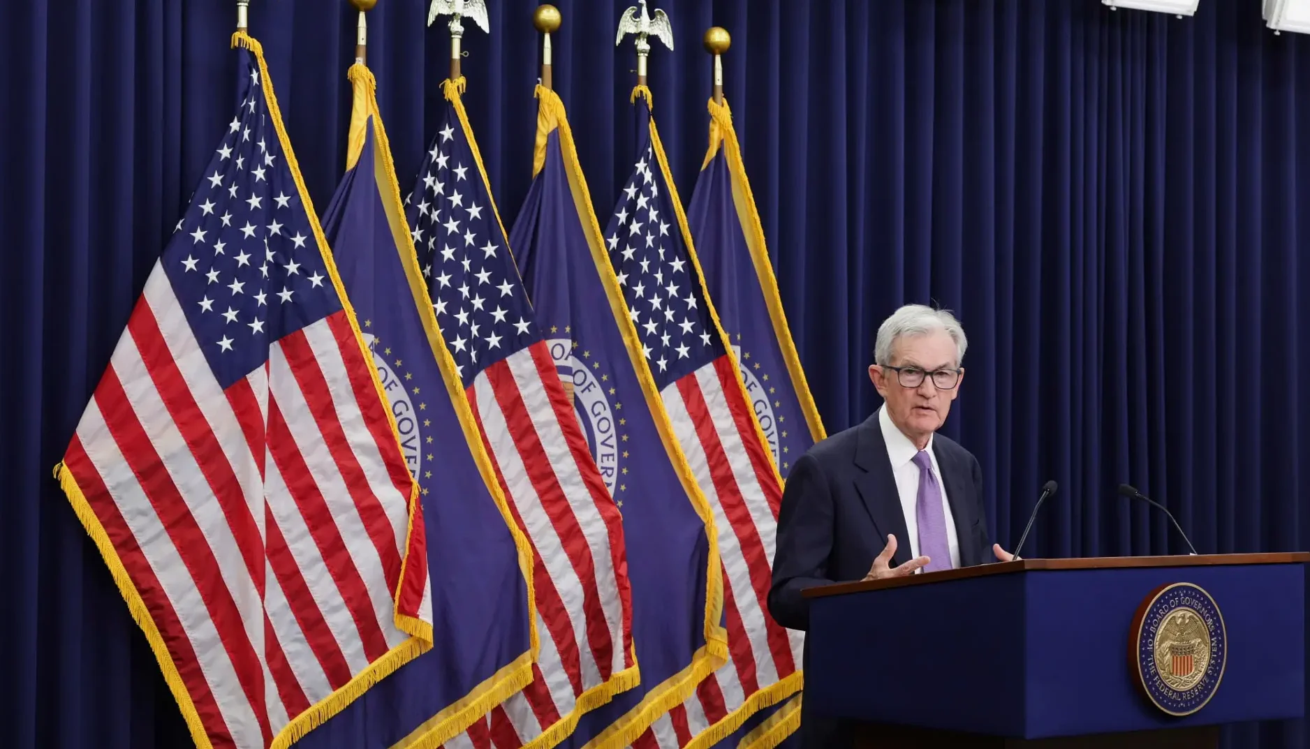 FOMC Minutes, PCE Data to Influence Crypto as Rate Cuts Loom