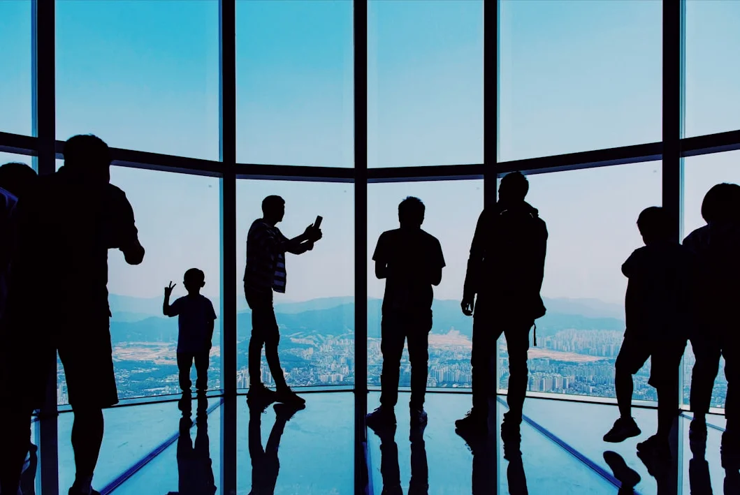 Líderes tecnológicos ven agentes IA como evolución de SaaS, no fin