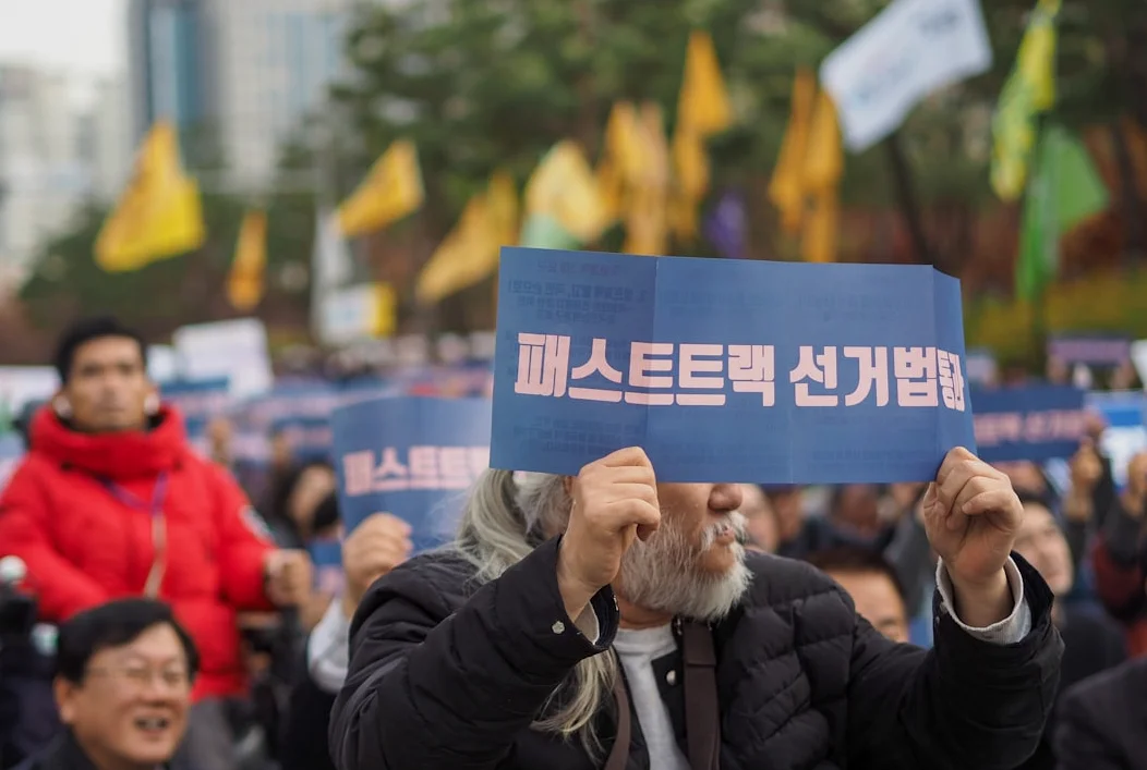 韓国政権、米投資法の早期成立に合意　国際貿易法に基づく関税措置に反応