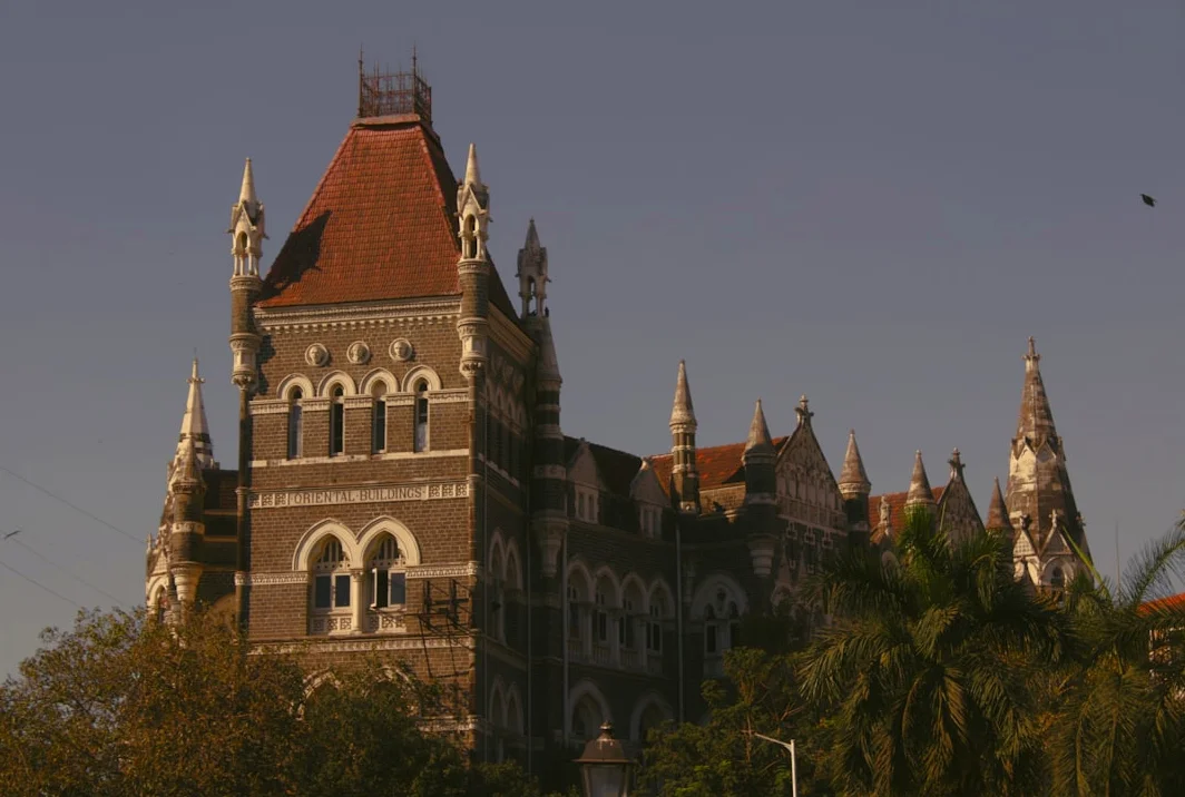 マハラシュトラ州の12年生化学試験で問題漏洩疑惑、捜査開始