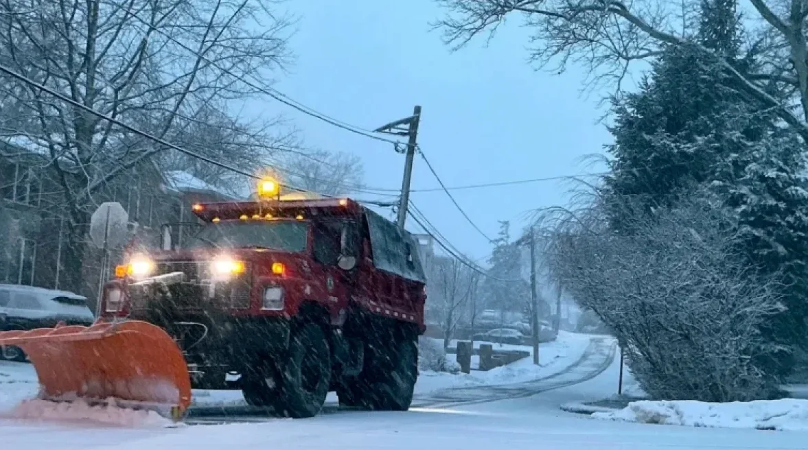 Philadelphia Blizzard Disrupts Transit as Agencies Adjust for Extreme Weather