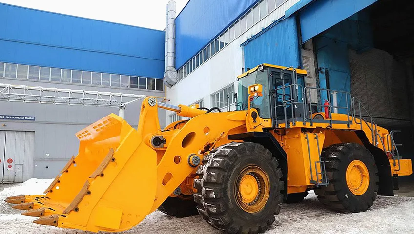 벨라우스, 대형 전방 로더 신형 기종 시험 중