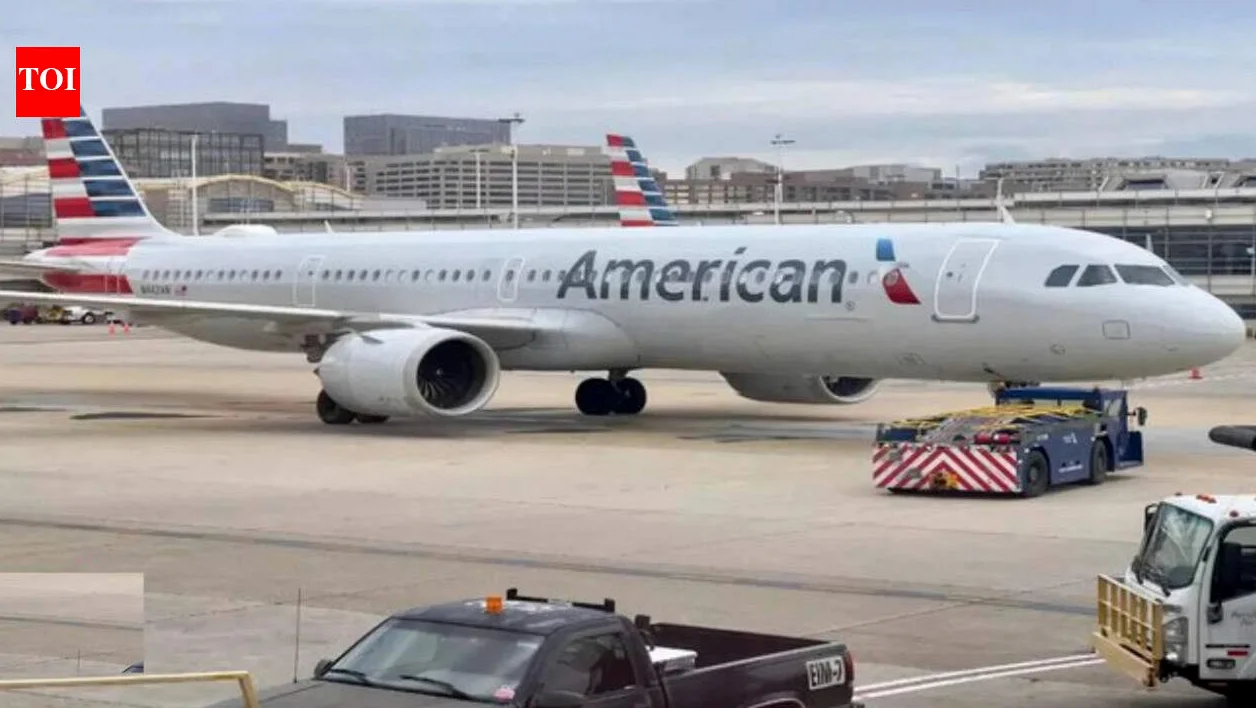 Bullet Holes Found on American Airlines Plane in Miami, Colombia Officials Investigate