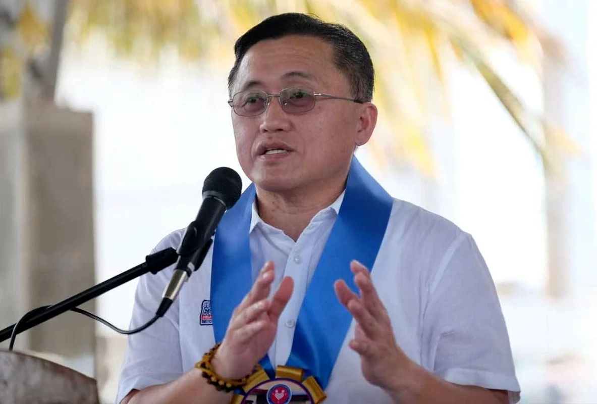 공화당 고성 의원, 이민국 현대화 추진