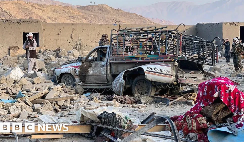 Afganistán inicia ‘operación retributiva’ contra Pakistán, dice el Talibán