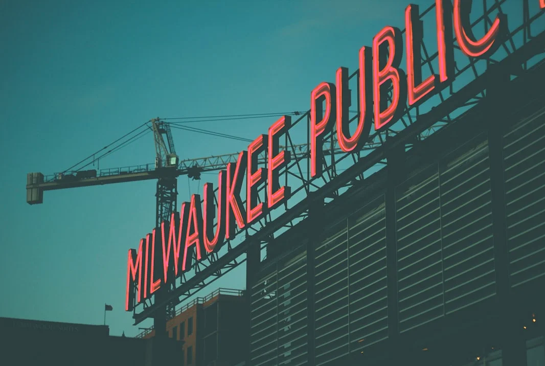 밀워키 여성 정신 건강 위기, 시스템적 문제 드러내