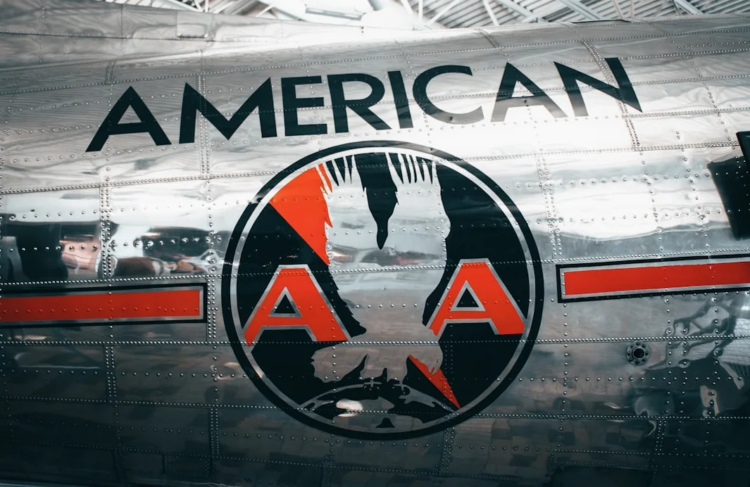 아메리칸 항공, 콜롬비아에서 총격을 받은 보잉 737 MAX 8 검사 진행