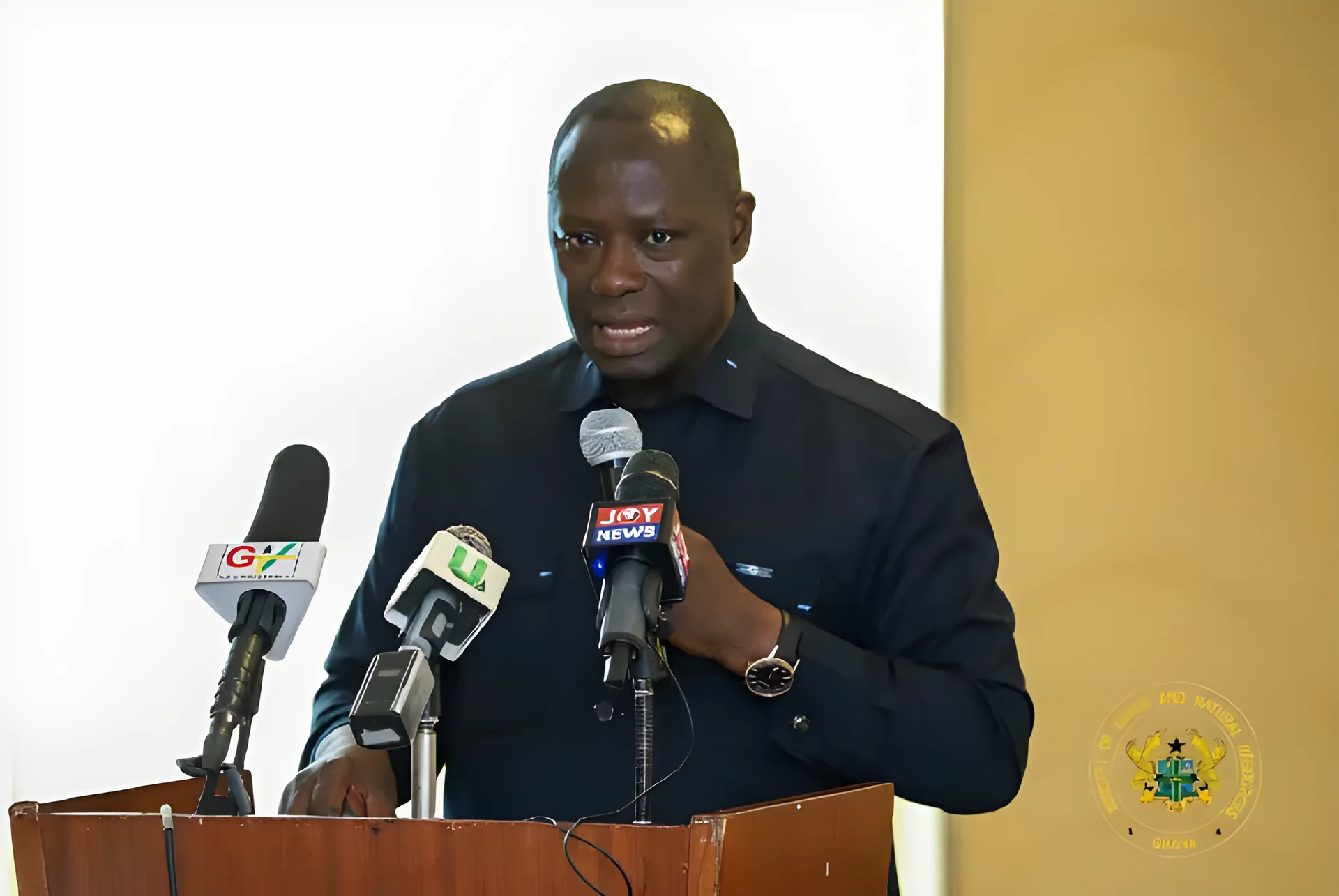 Ghanas Landminister: Erfolgreiche Entwicklung des Petroleum Hub Projekts