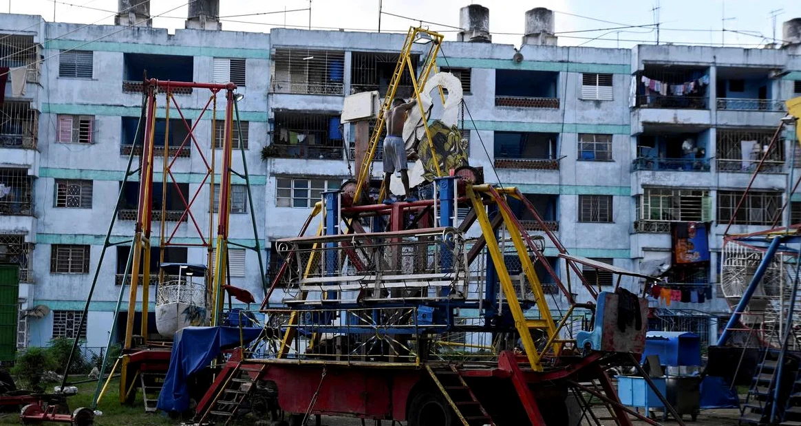 Kuba ruft zu wirtschaftlicher Umgestaltung auf, während US-Embargo andauert