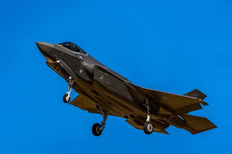 Acciones de Lockheed Martin suben 7% tras ataques de EE.UU. e Israel contra Irán