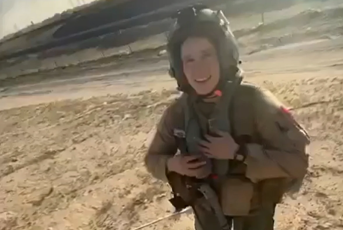 米F-15Eがクウェートで撃墜、誤射事故確認