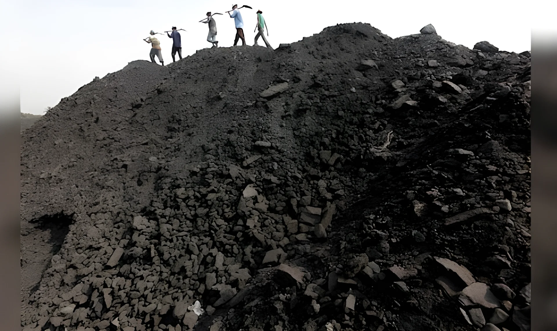 Acciones de Coal India se acercan a máximo histórico de 52 semanas