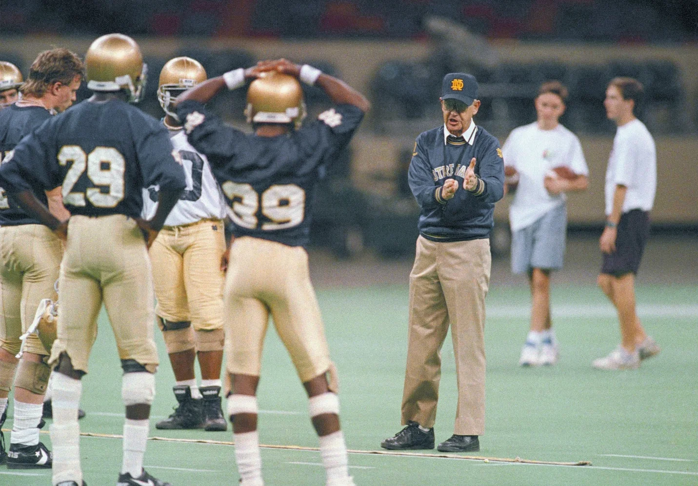 Lou Holtz, Hall of Fame-Trainer von Notre Dame, verstorben