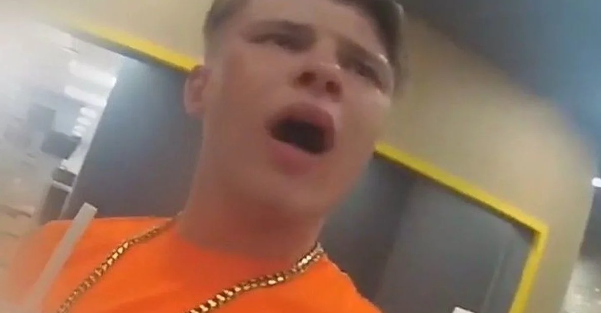 에식스 맥도날드에서 성범죄자 체포… 전날 청소년 강간