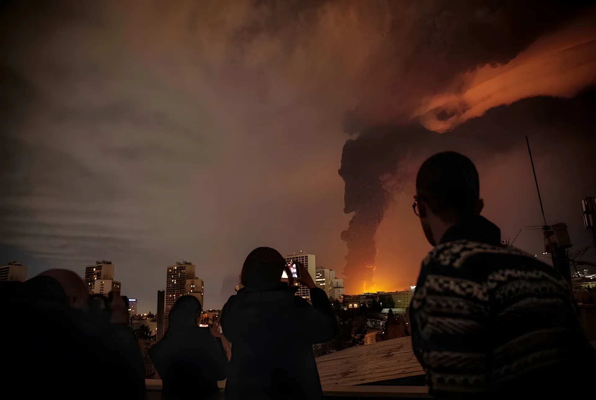 Iran War Targets Widen into Civilian Infrastructure as Bahrain Reports Desalination Plant Hit