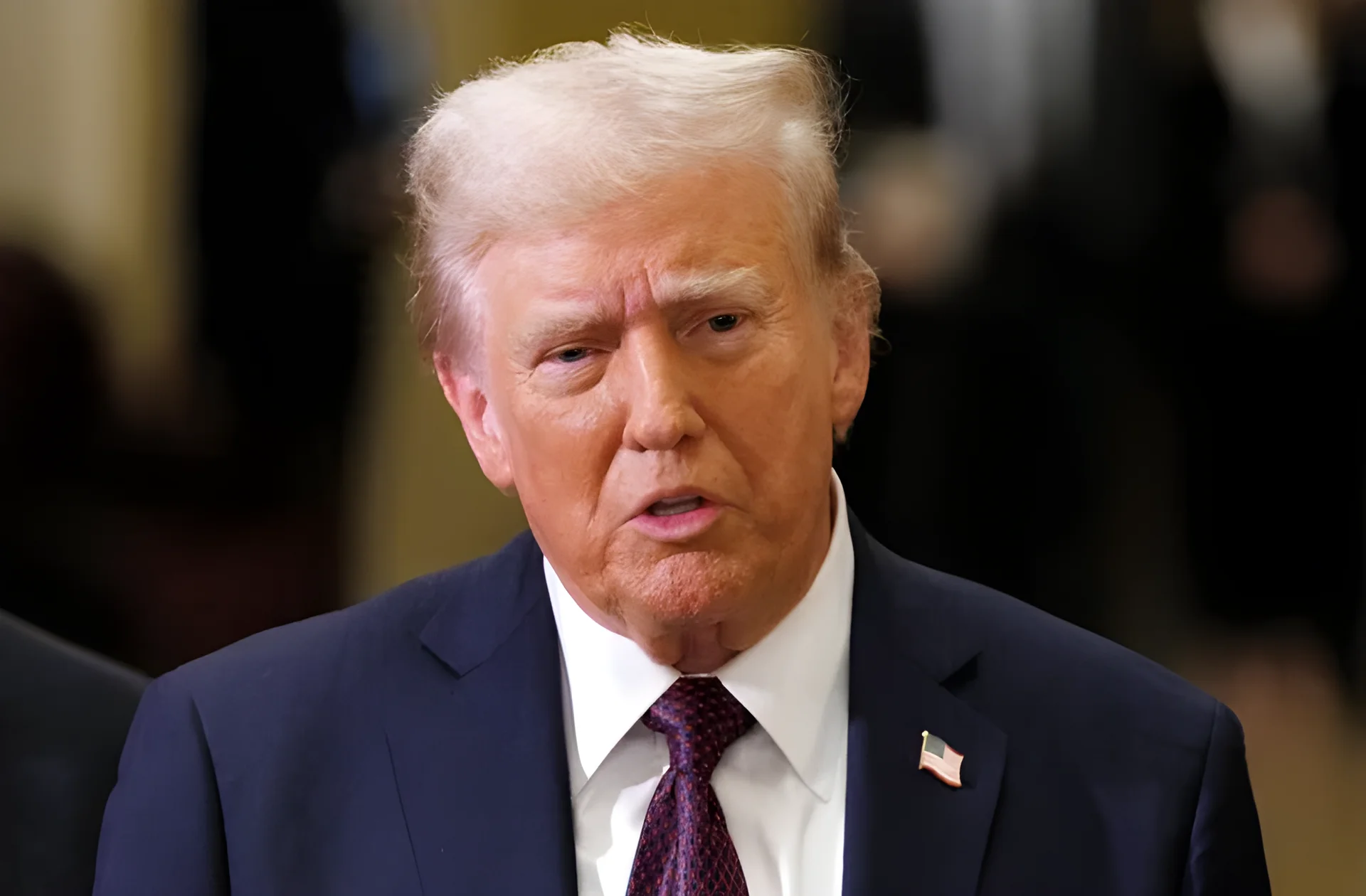 Trump rechaza negociar con Irán y sugiere eliminar a todos sus líderes potenciales