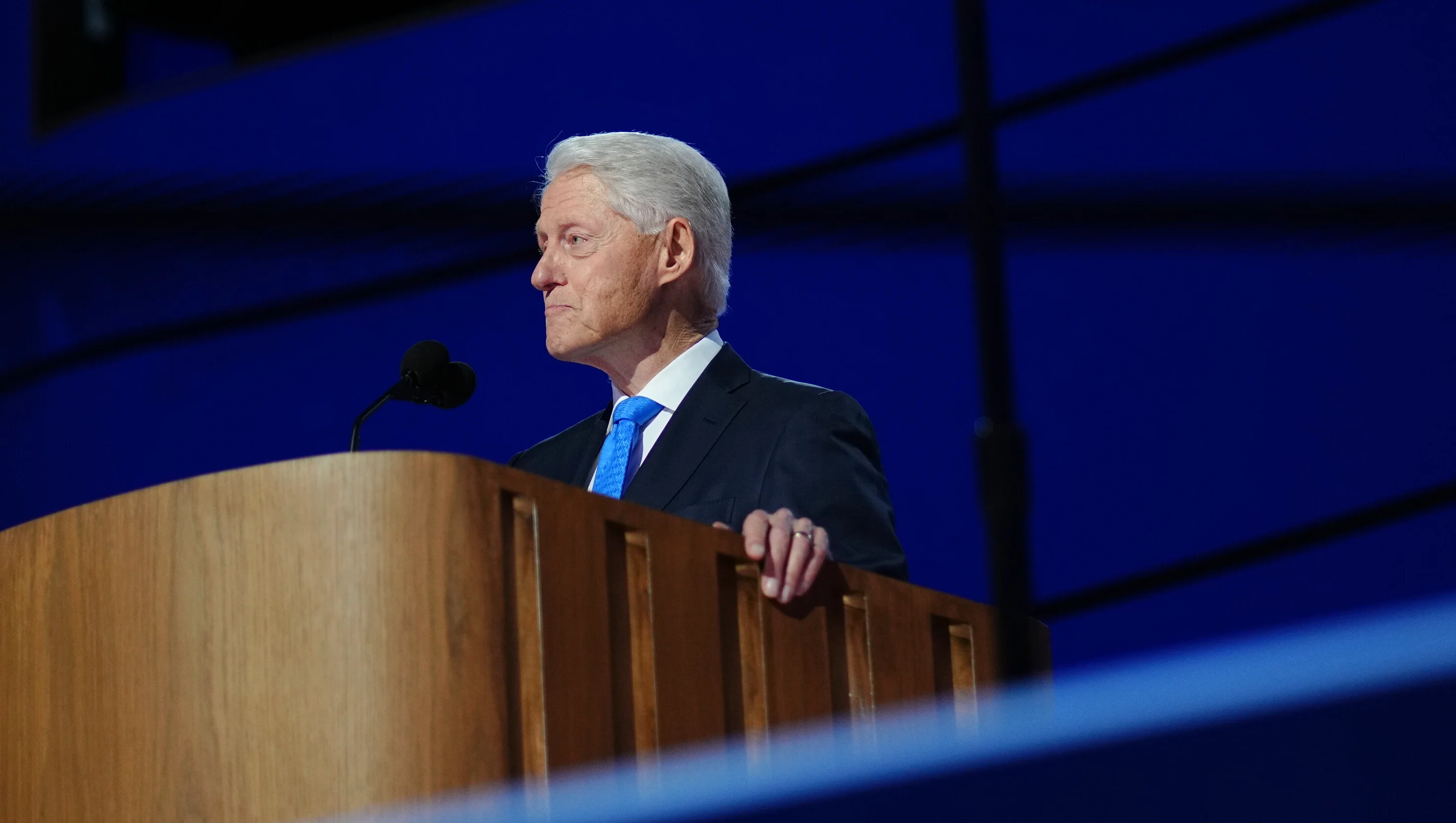 Trump-Update: Bill Clinton wird im Epstein-Ermittlungsverfahren vernommen