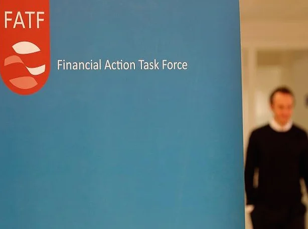 FATF incluye a Kuwait y Papua Nueva Guinea en lista de seguimiento intensivo