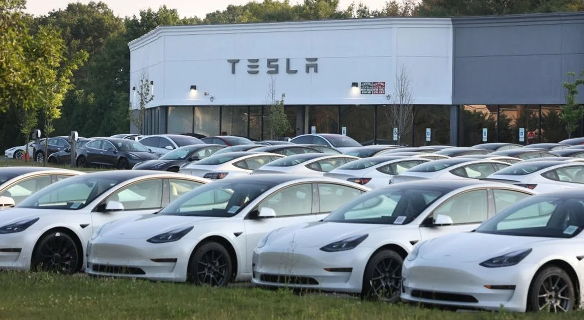 Americans Save $30 Per Fill by Switching to Tesla Amid Iran Conflict-Driven Gas Surge