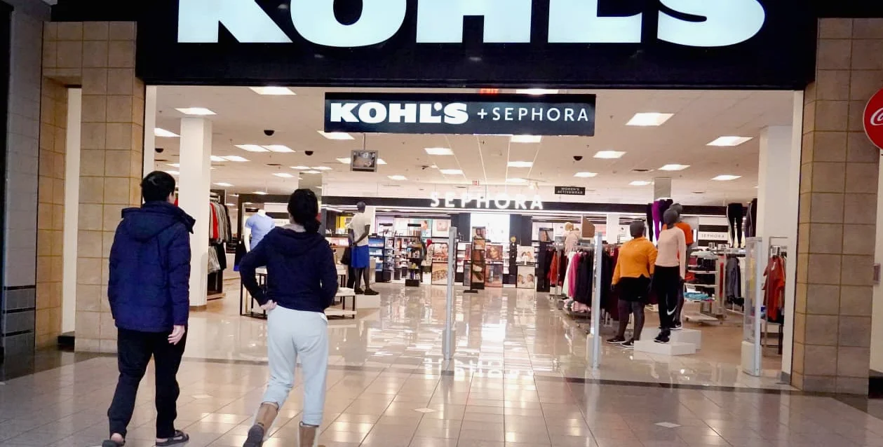 Acciones de Kohl’s caen al nivel más bajo en siete meses tras caída en ventas