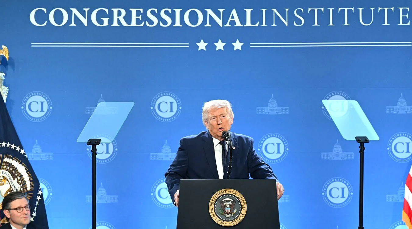 Trump and GOP Plot Strategy to Retain House Amid Midterm Challenges