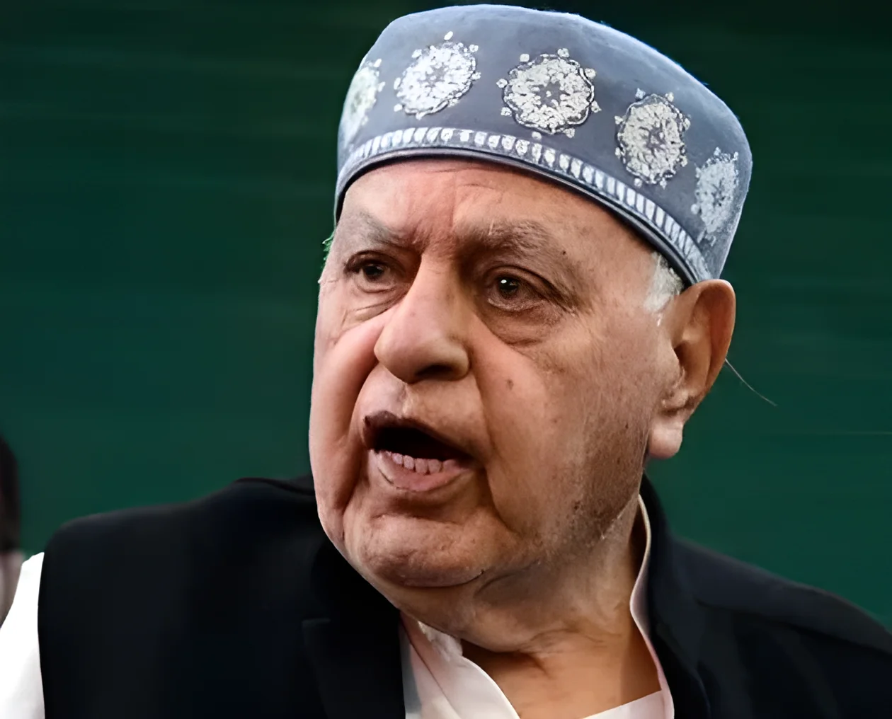 ジャムムで発砲事件、アブダラール氏と副首席長官は無傷。容疑者を逮捕