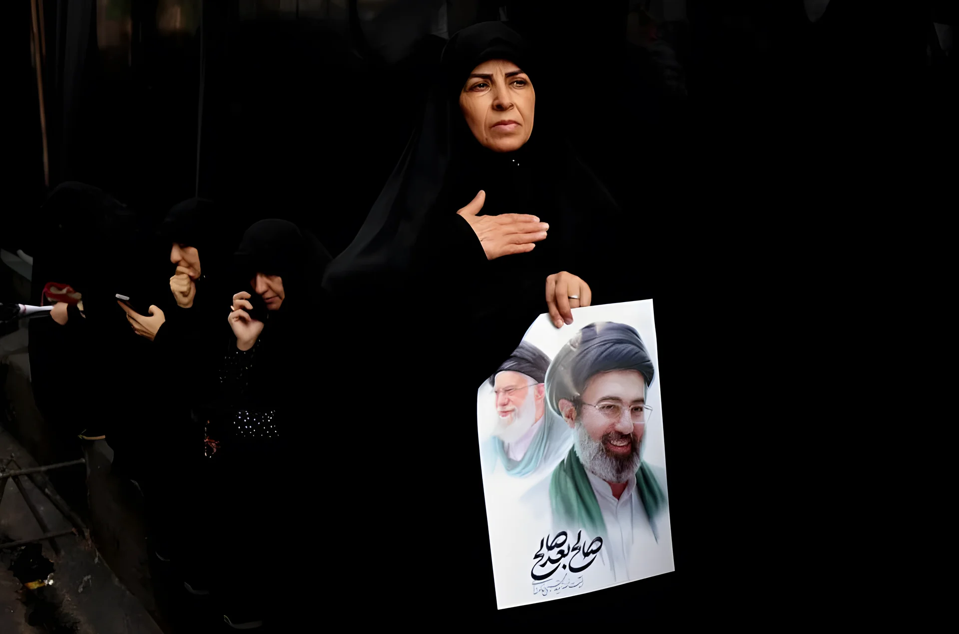 Mojtaba Khameneis Verletzung enthüllt, wer in Iran wirklich regiert