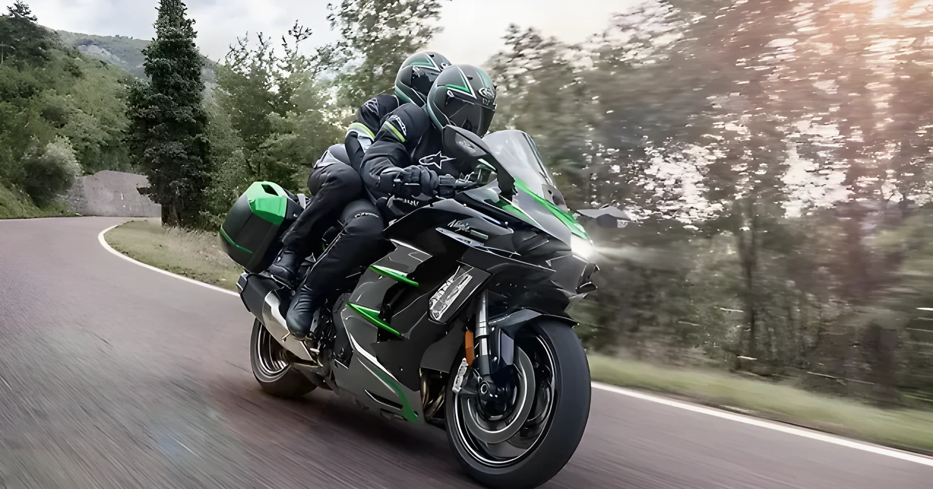 Kawasaki Ninja H2 SX SE Gets Rs. 2.5 Lakh Discount in India