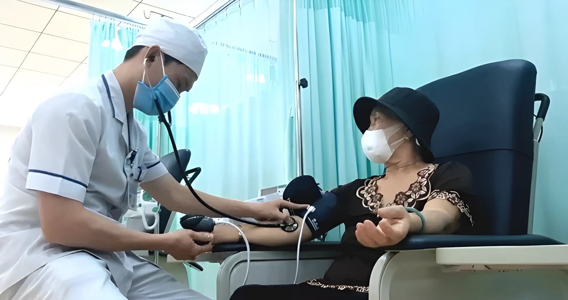 Breast Cancer Cases in Ho Chi Minh City Rise by 70% Over 2 Decades, Most Detected Late