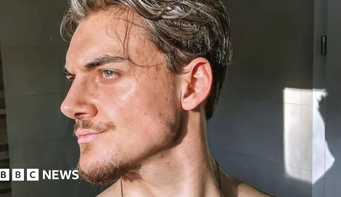 Sculpting Jaws, Giving Scores: Inside the Rise of Looksmaxxing