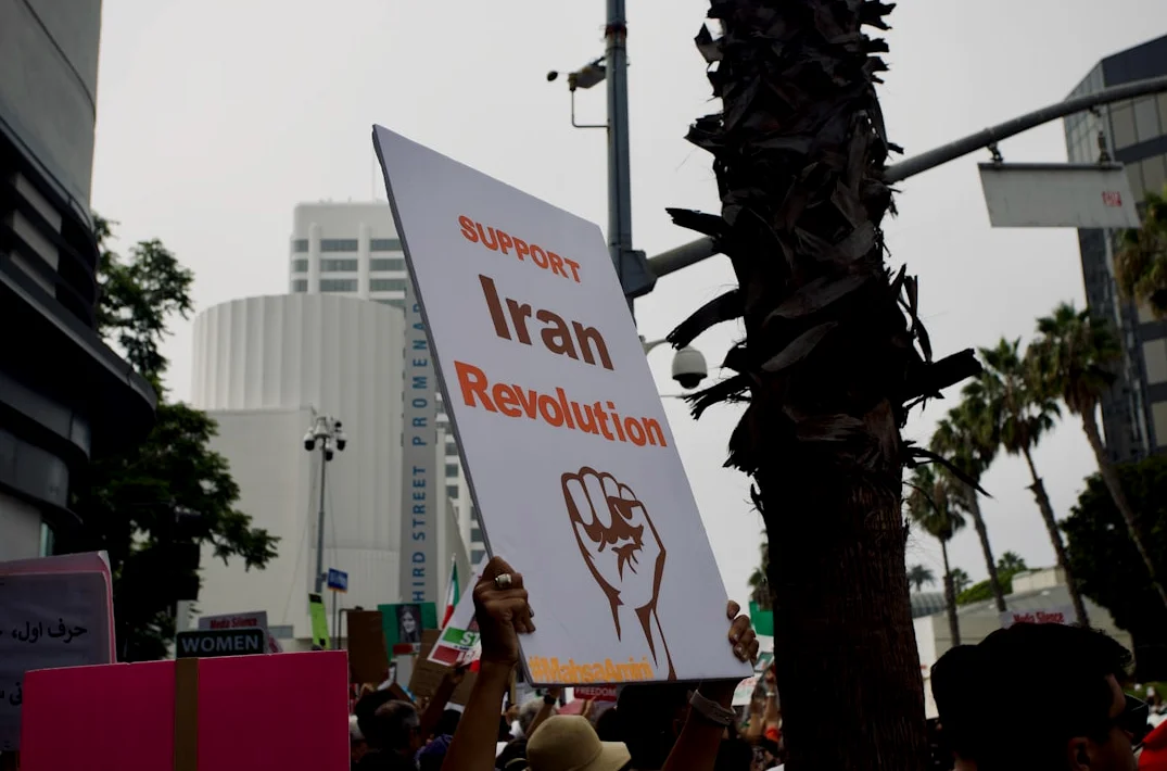 Trump afirma que Irán está dispuesto a negociar un cese al fuego, pero los términos no son aceptables