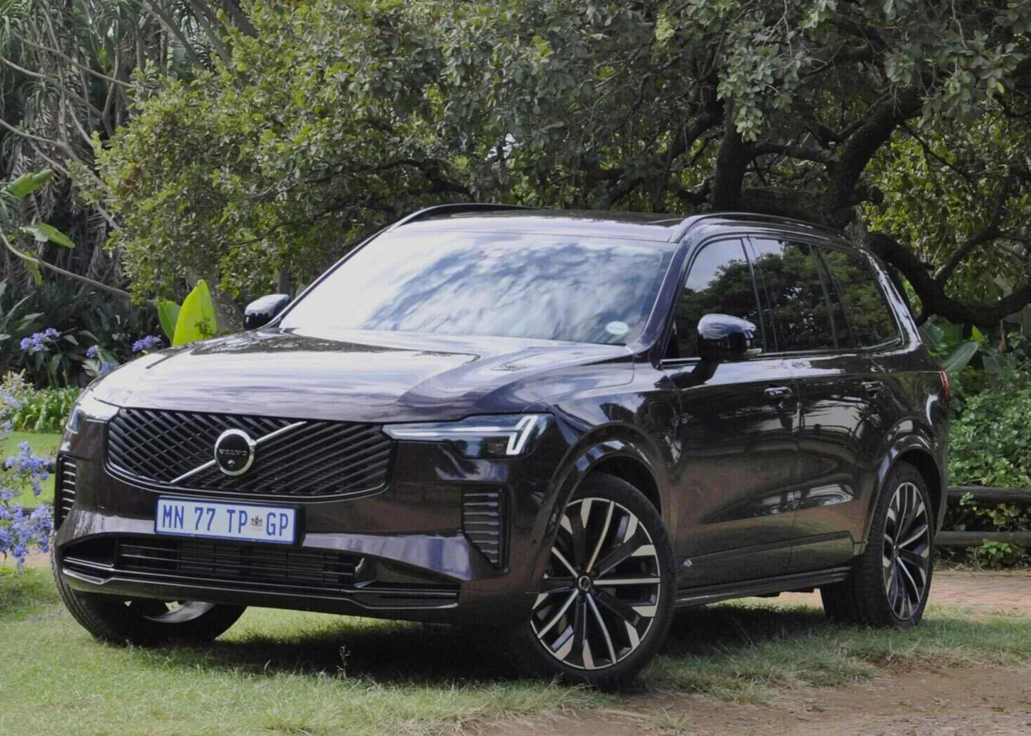 Volvo XC90 Facelift Rectifies Wrongs, Boosts Plug-In Hybrid Appeal