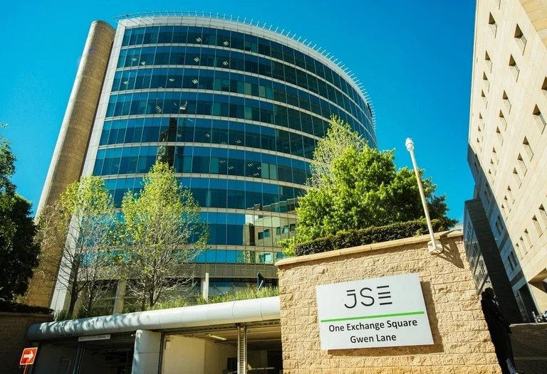 Middle East oil exports drop at least 60% as Hormuz stays mostly closed, data shows