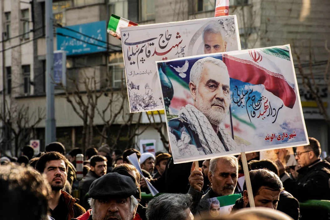 Trump Orders US Strike on Iran’s Kharg Island Oil Hub