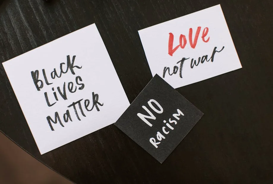 スターマー首相、イランとの広範な戦争回避を表明