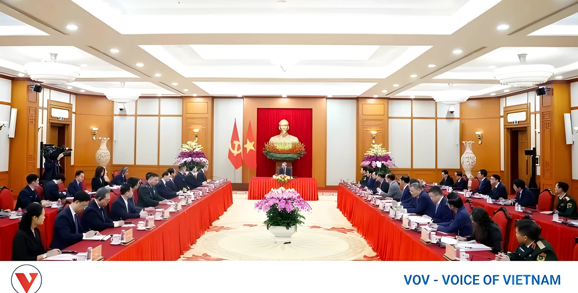 Party chief proposes strategic cooperation directions with China in new phase