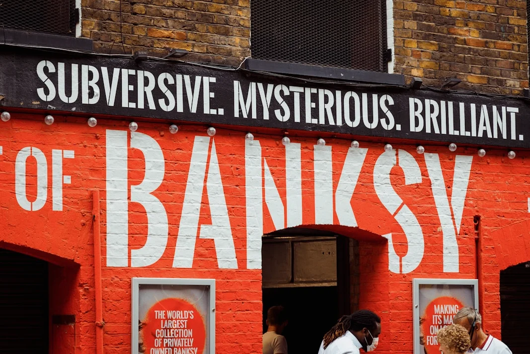뱅크시 정체 밝혀진 국제 조사