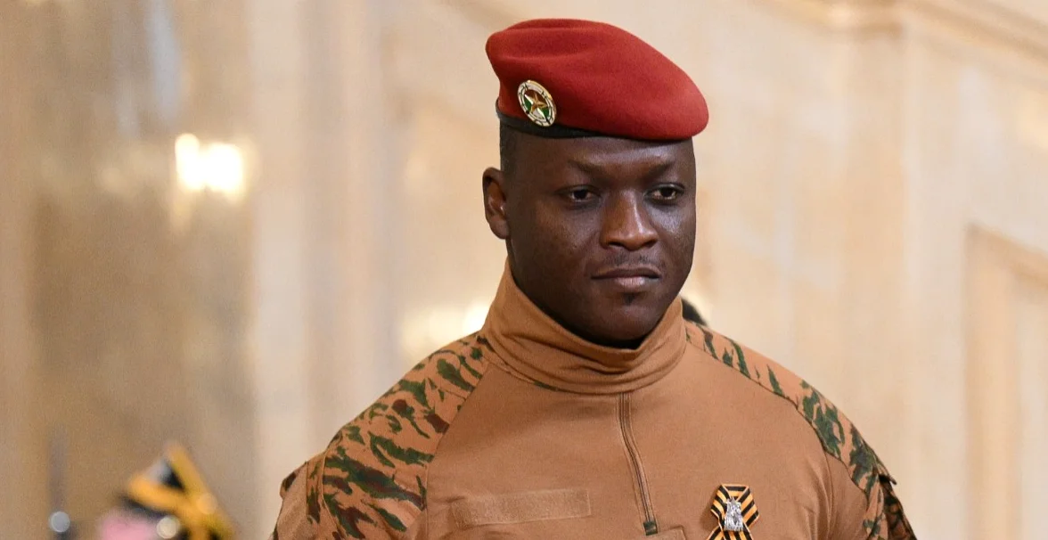 ブルキナファソ政府、コンピュータリサイクルでデジタル格差解消へ